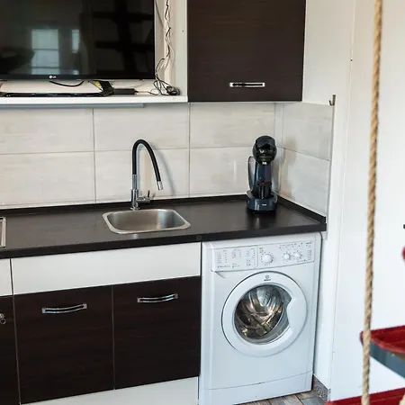 Erdoszeli Haziko Szaunaval Es Jakuzzival Magyarhertelend